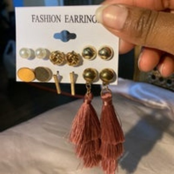 Womens fashion earrings 6 packs #17 - Picture 2 of 3